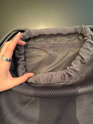 Lululemon Drawstring Bag thumbnail 4