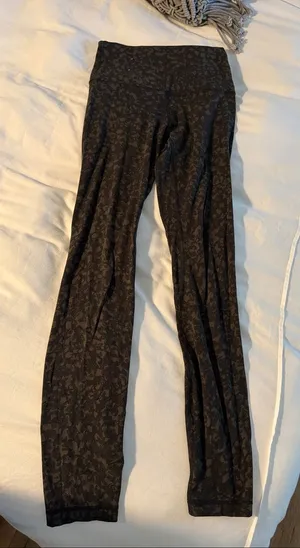 lululemon athletica Black Patterned Leggings thumbnail 1