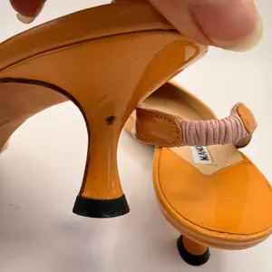 Manolo Blahnik Carolyne Orange Patent Leather Slingback Kitten Heels Size 36.5 thumbnail 9