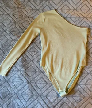 ZARA Light Green One-Shoulder Top thumbnail 1
