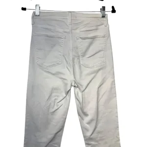 Abercrombie & Fitch Ultra High‎ Rise Flare Jeans White Button Fly Raw Hem 26/2R thumbnail 8