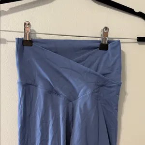Aerie Offline Blue High-Waisted Cross Over Real Me Leggings thumbnail 2
