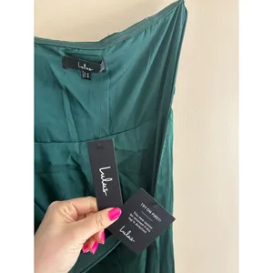 Lulus Extraordinary Presence Dark Green Satin Strapless Maxi Dress Size XS NWT thumbnail 7