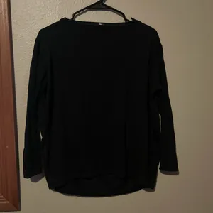 lululemon Back In Action Long Sleeve Shirt thumbnail 2