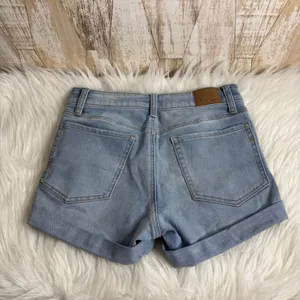AEROPOSTALE HIGH RISE‎ MIDI Distressed Denim Shorts Light Wash Womens Size 6 thumbnail 2