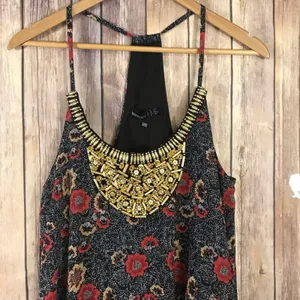 Boohoo Tasha Floral Print Hanky Hem Dress Beaded SIZE 4P Petite New Flaw thumbnail 4