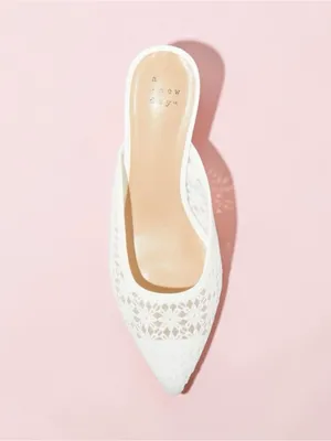NWT A New Day Women's Delilah Floral Embroidered Mule Heels Off White 7.5 thumbnail 3