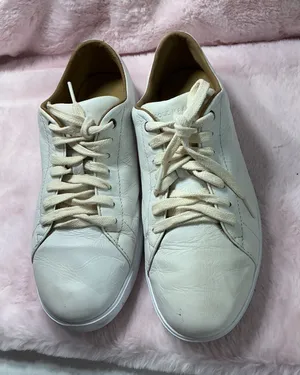 Cole Haan Women's Off-White Leather Sneakers B12 thumbnail 1