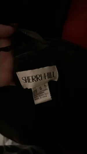 Sherri Hill Prom Dress thumbnail 3