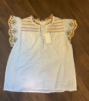 Women’s Blouse thumbnail 3