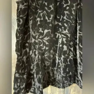 Elegant Black Velvet Floral Burnout Sleeveless Top Evening Cocktail Party‎ thumbnail 3