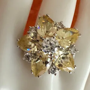 CWE Sterling Silver 925 Glass Flower Cluster Ring Yellow & Clear Statement Ring thumbnail 3
