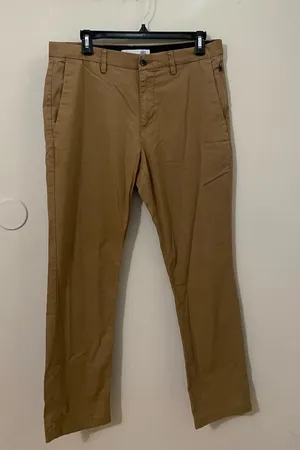 Old Navy Men's Chinos thumbnail 1