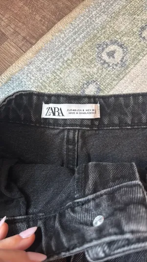 ZARA Jean Shorts Black thumbnail 3