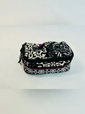 Vera Bradley Quilted Travel Cosmetic/Jewelry Bag in Canterberry Magenta Pattern thumbnail 5