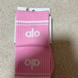 ALO Yoga Pink Crew Socks thumbnail 3