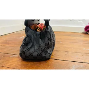 GUCCI Fall 2002 Tom Ford Classic Black Monogrammed GG Canvas Wood Handle Doctor thumbnail 4