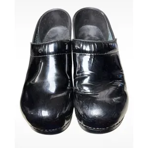 Dansko Professional Black Patent Leather Clogs Womens 10.5 EU 41 Nursing Shoes thumbnail 6