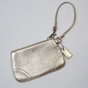 Coach Vintage Y2K Champagne Gold Leather Wristlet Metallic Mini Bag Minimalist thumbnail 3