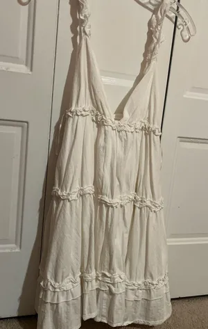 Princess Polly size 4 white Ruffle dress thumbnail 1
