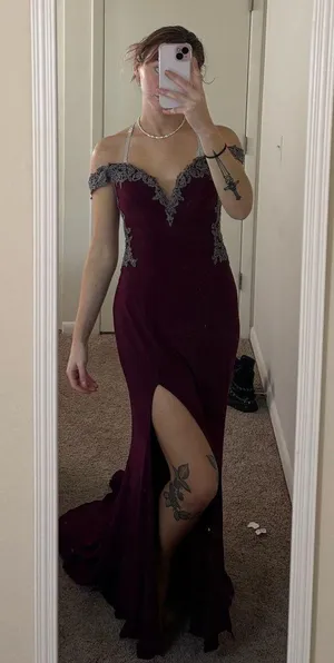 Faviana Gown thumbnail 3