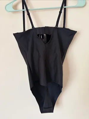 Skims molded underwire bodysuit black thumbnail 3