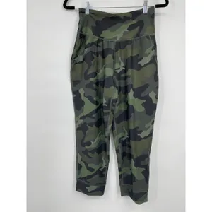 Old Navy Active Green Camo Joggers Pants Crop High Rise Womens Medium NEW thumbnail 2