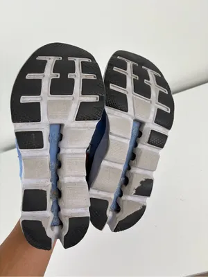 On Running Cloudstratus shoes Women's Size 8 marina/magnet FAIR CONDITION thumbnail 7