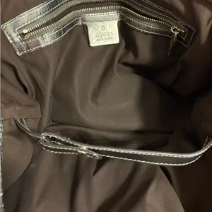 Gucci Pelham Canvas Shoulder Bag with Metallic Strapes thumbnail 8