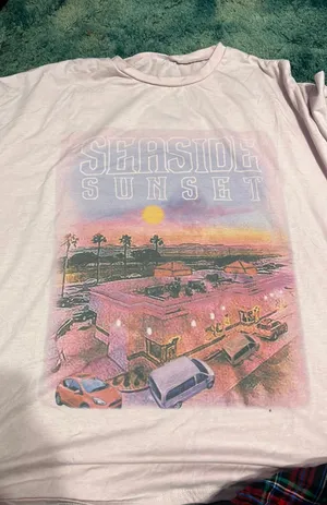 SheIn Oversized Graphic Tee thumbnail 1