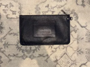 MICHAEL KORS Jet Set Navy Leather Lg Zip Clutch Wristlet W/O Strap. Leather is in great condition. Easily fits inside a tote. thumbnail 2