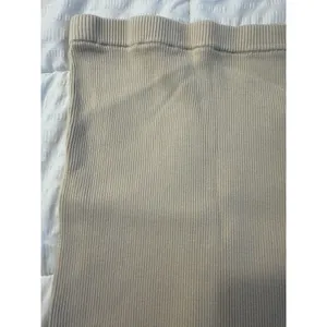 House of Harlow Beige Ribbed Skirt Stretchy Women's Medium Slit Midi thumbnail 2
