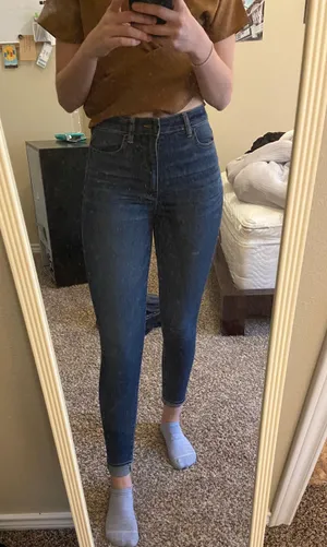 Skinny Jeans thumbnail 1