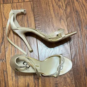 Off White Satin Strappy Jeweled Heels Size 7 thumbnail 1
