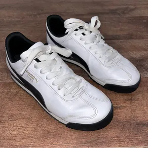 Puma Roma Basic Sneakers thumbnail 1