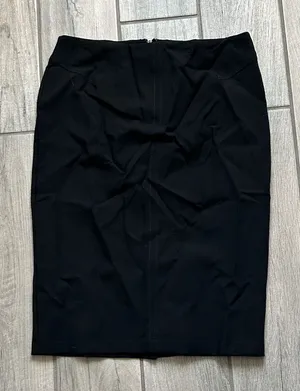White House Black Market Classic Black Pencil Skirt thumbnail 1