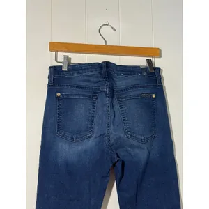 Seven7 Mid Rise Skinny Jeans Dark Wash Stretch Denim Women’s Size 30 thumbnail 6