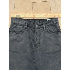 We The Free People Sz 24‎ Distressed Black Fade Denim Front Slit Midi Skirt EUC thumbnail 4