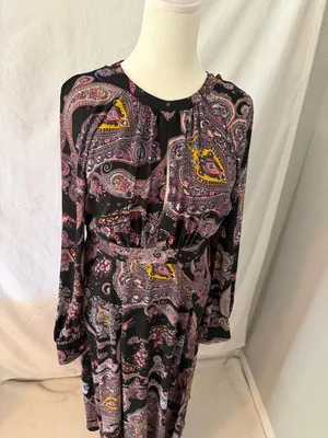Express Purple and Black Paisley Open-Back Maxi Dress thumbnail 4