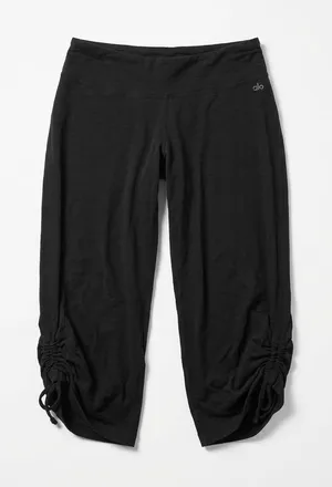 ALO Yoga 2000’s Y2K Athleisure Capri Pants thumbnail 1