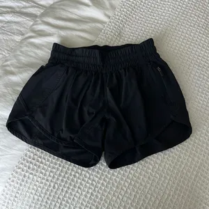 Lululemon track that short thumbnail 1