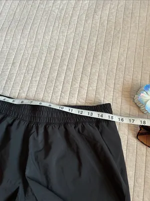 Reebok pull on black women’s workout running shorts M thumbnail 8