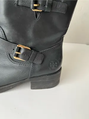 Tory Burch Bennie Buckled Leather Short Moto Boots Black Size Women’s 8.5 thumbnail 6
