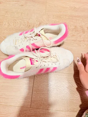 Adidas Limited Edition Sneakers gazelle thumbnail 3