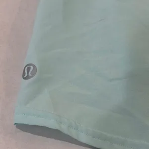 Lululemon Track That Mid Rise Shorts Women 4 Aqua Blue 3in Inseam Lined‎ Pockets thumbnail 5