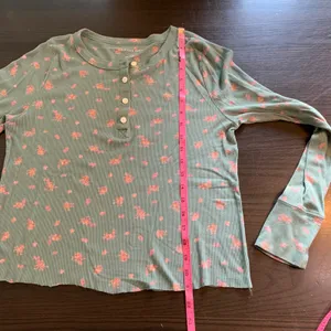 American Eagle Floral Henley‎ Shirt Ribbed Casual Green Large READ DIY Cut Off thumbnail 1