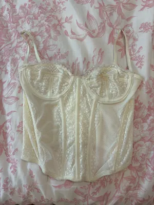 Urban Outfitters Top thumbnail 2