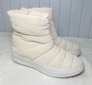 Gentle Souls by Kenneth Cole Cream Quilted Rosette Puff‎ Booties Size 7.5 thumbnail 1