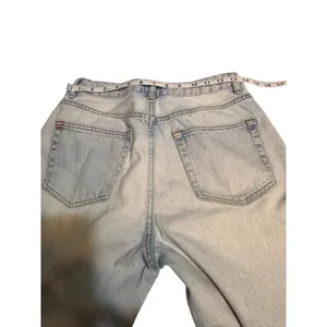 BDG Urban Outfitters Mom Jeans W28 High Rise Light Wash 100% Cotton Denim thumbnail 3