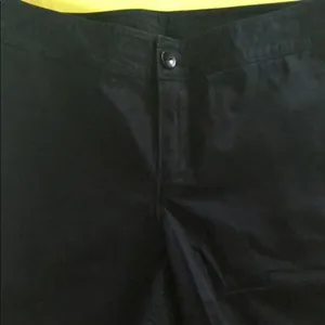Tommy Bahama‎ Shorts thumbnail 3